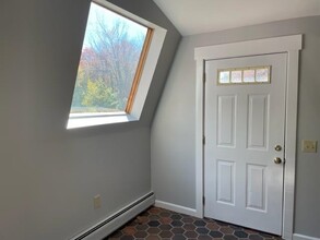 276 Dearborn Rd in Auburn, NH - Building Photo - Building Photo