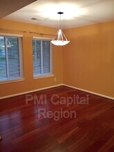 5805 Edson Ln in Rockville, MD - Building Photo - Building Photo
