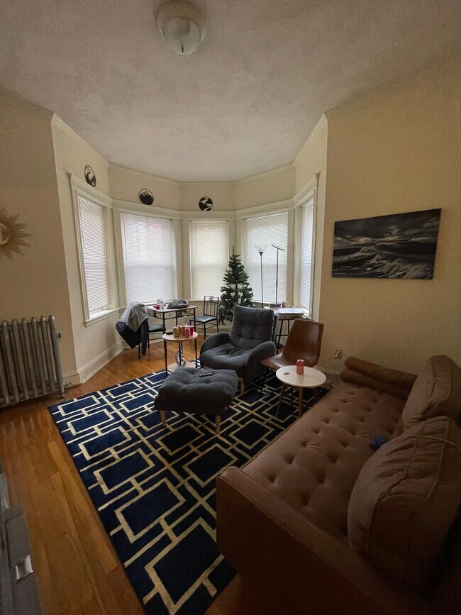 82 Peterborough St, Unit 5 in Boston, MA - Building Photo - Building Photo