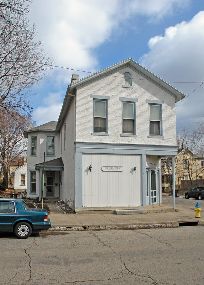 The 1880's House Apartments in Dayton, OH - Building Photo - Building Photo