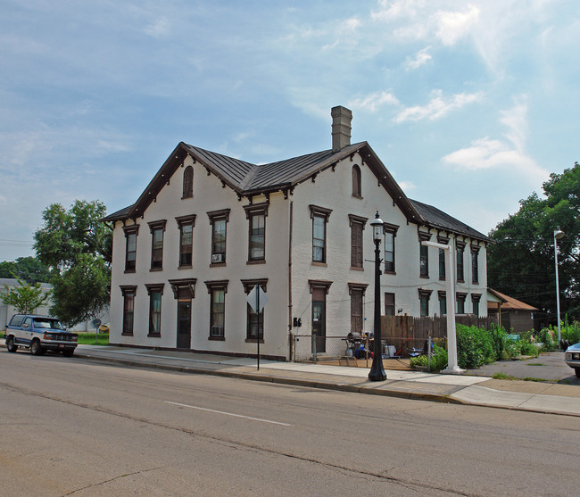 120 N Main St in Miamisburg, OH - Building Photo - Building Photo