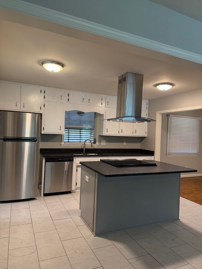 4512 Roberta Cir in Gainesville, GA - Building Photo - Building Photo