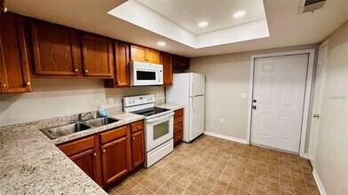 253 Century Blvd in Auburndale, FL - Building Photo - Building Photo