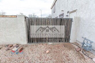 2805 S Abbey Cir in Mesa, AZ - Building Photo - Building Photo