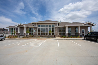 Fossil Ridge Apartments in Windsor, CO - Building Photo - Building Photo