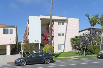 917 6th St in Santa Monica, CA - Building Photo - Building Photo