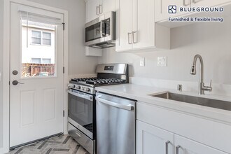 1058 Noel Dr, Unit FL0-ID1862 in Menlo Park, CA - Foto de edificio - Building Photo