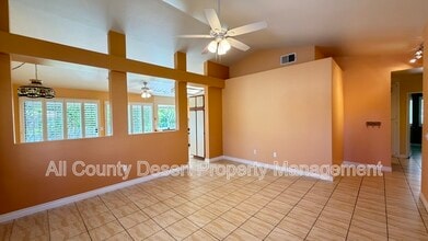 40732 Flying Sea Rd in Palm Desert, CA - Foto de edificio - Building Photo