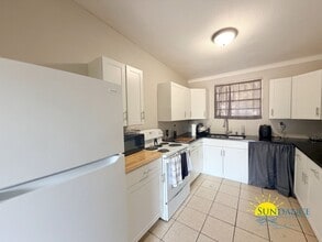 650 Blakely Ave in Crestview, FL - Building Photo - Building Photo