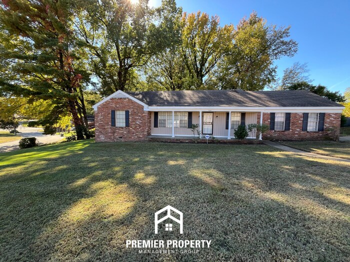1601 Favell Dr in Memphis, TN - Building Photo