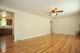 1440 Barr Ave in Pittsburgh, PA - Foto de edificio - Building Photo