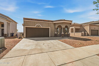 3213 Willie Cager in El Paso, TX - Building Photo - Building Photo