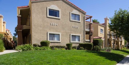 Malibu Creek Apartments in Calabasas, CA - Building Photo - Building Photo