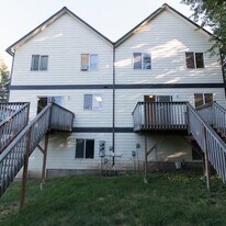 462 NW Webb St in Pullman, WA - Building Photo