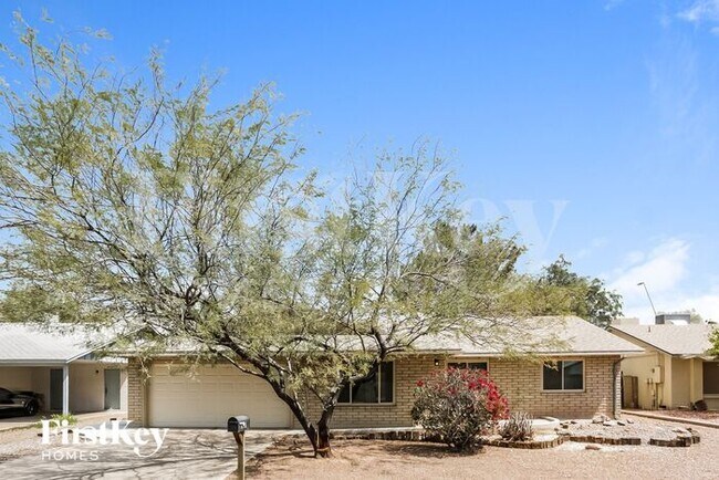 property at 5715 S Siesta Ln