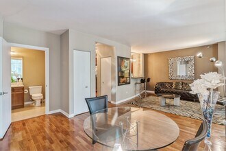 1111 S Wabash Ave in Chicago, IL - Building Photo - Building Photo