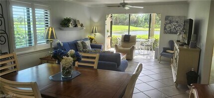 219 Fox Glen Dr in Naples, FL - Building Photo - Building Photo