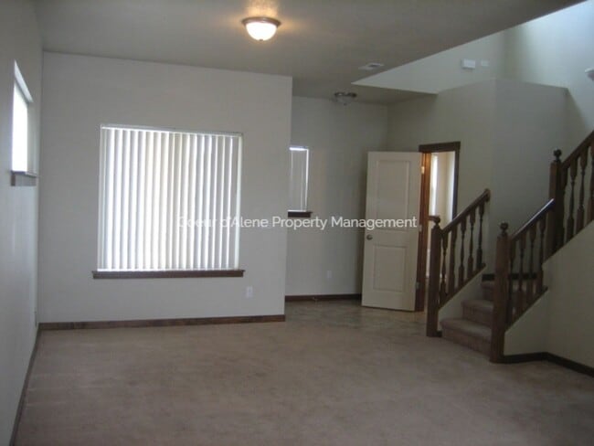 7851 Holyoke Loop in Coeur d'Alene, ID - Building Photo - Building Photo