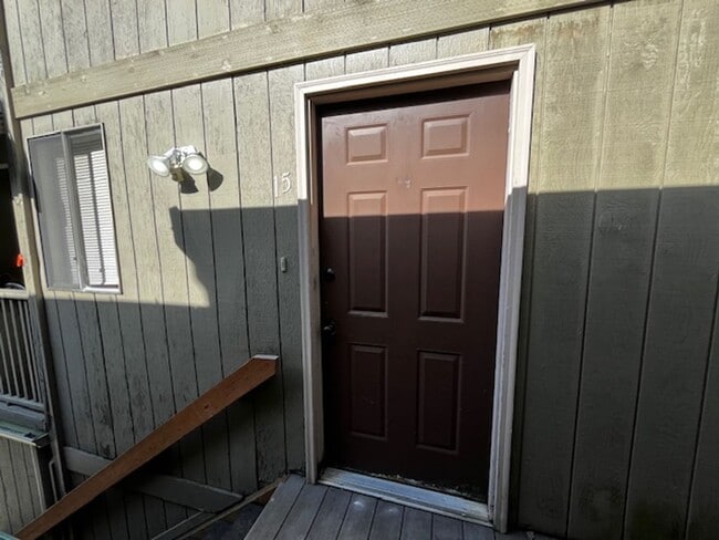 2111 Knox Ave in Bellingham, WA - Building Photo - Building Photo