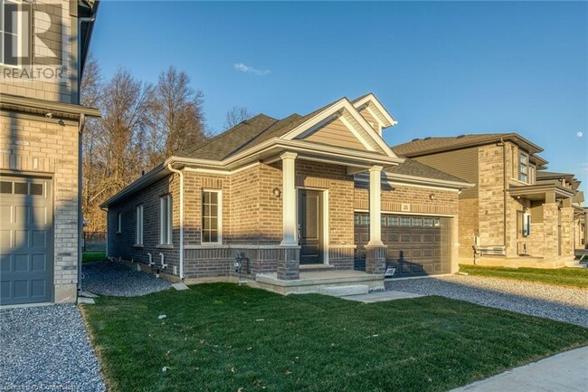 35 Willson Dr in Thorold, ON - Building Photo - Building Photo