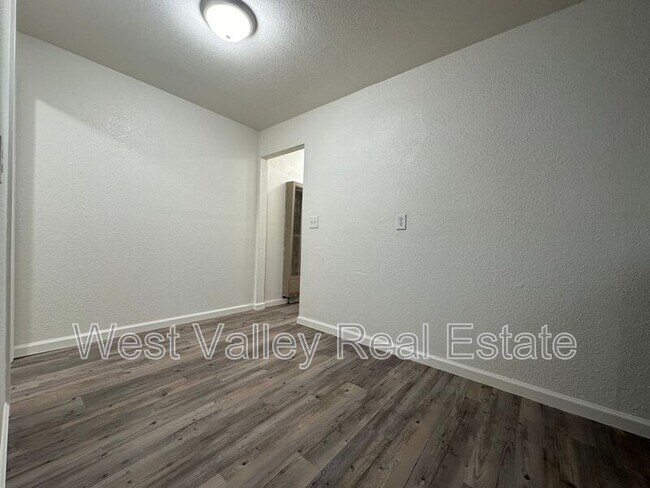 616 5th St in Taft, CA - Building Photo - Building Photo