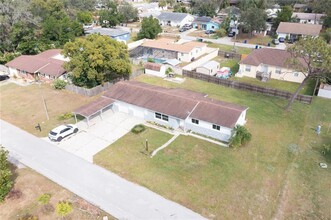 9807 N Ojus Dr in Tampa, FL - Building Photo - Building Photo