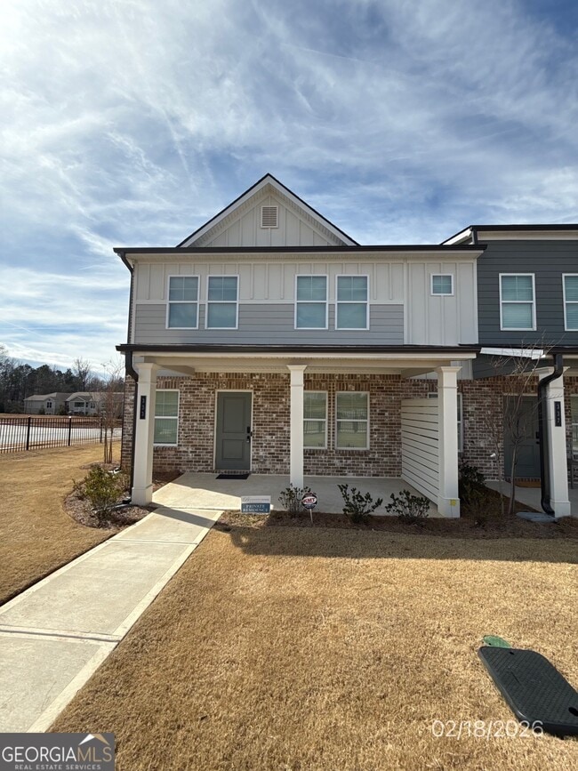 333 S Point Blvd in Mcdonough, GA - Building Photo - Building Photo
