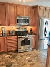 2632 Wagon Dr, Unit 1-B in Alexandria, VA - Building Photo - Building Photo