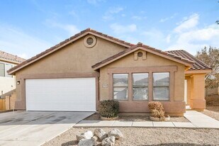 10548 W Angels Ln in Peoria, AZ - Building Photo