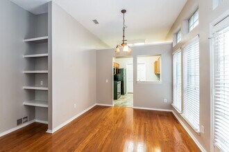 1345 Overlook Dr in Lewisville, TX - Building Photo - Building Photo