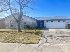 1713 Mermaid Dr in Corpus Christi, TX - Building Photo