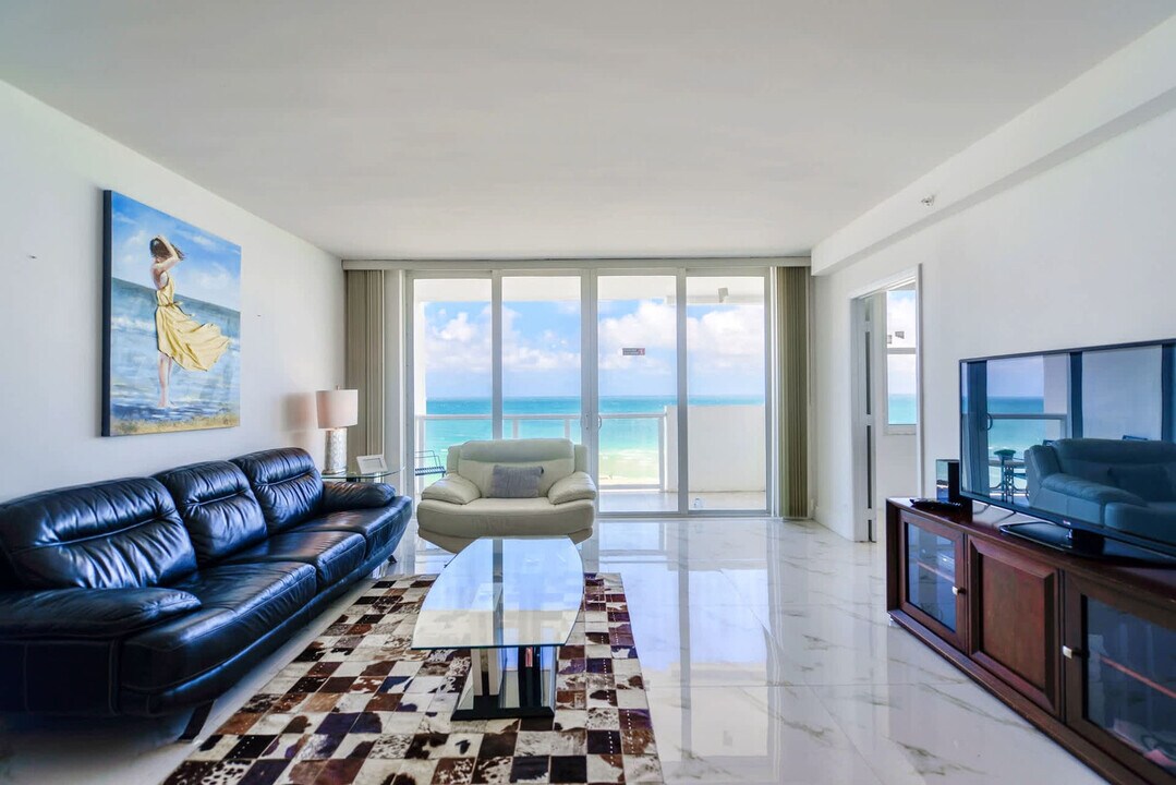 5601 Collins Ave in Miami Beach, FL - Foto de edificio