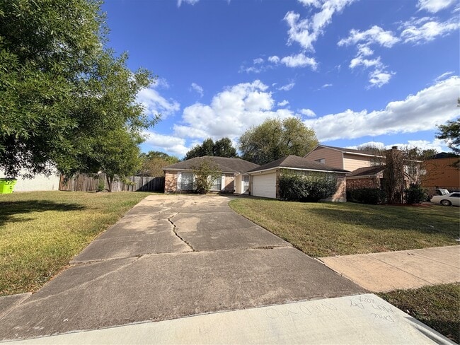 property at 1367 Gentle Bend Dr