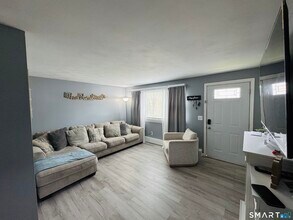 150 View St in Meriden, CT - Building Photo - Building Photo