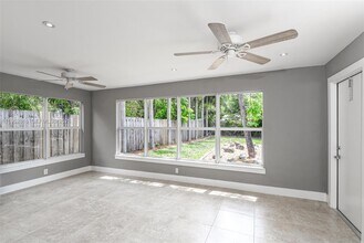 1032 SW 22nd Terrace in Fort Lauderdale, FL - Building Photo - Building Photo