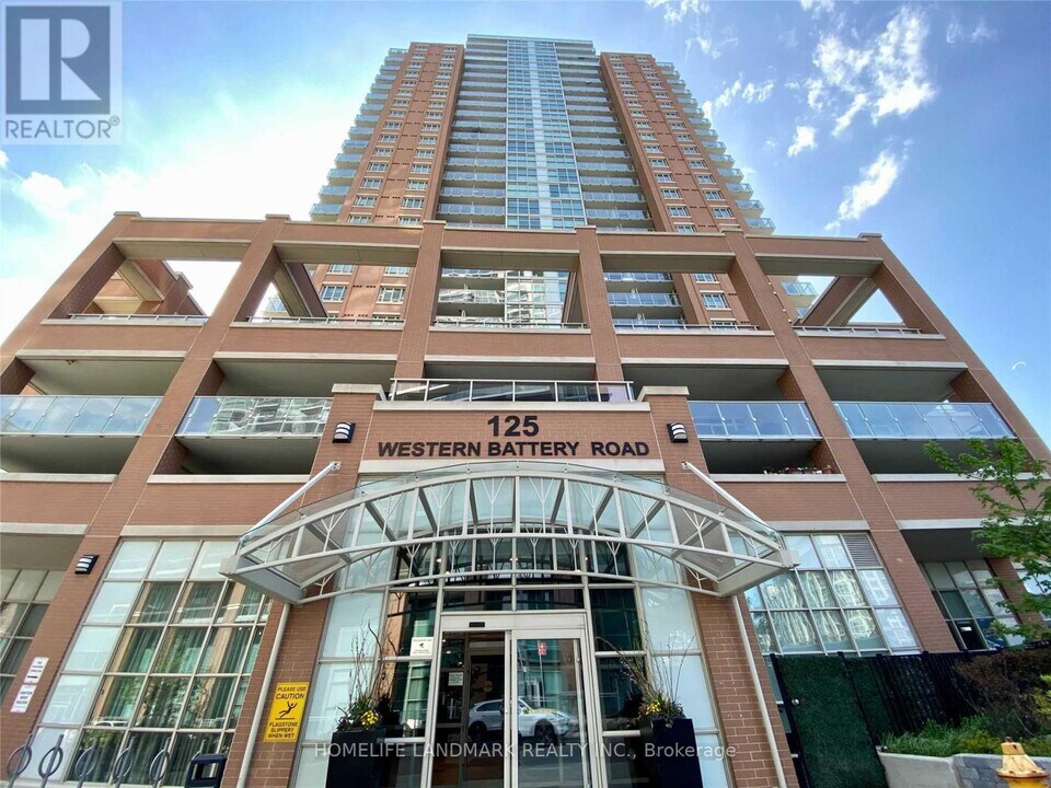 125-2125 Western Battery Rd in Toronto, ON - Building Photo