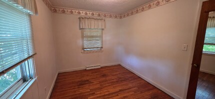 74 Linden St in West Haven, CT - Building Photo - Building Photo