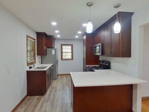 1715 S Fabrique Dr in Wichita, KS - Building Photo - Building Photo