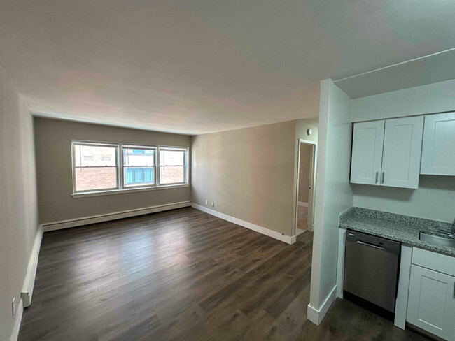 1560 N Prospect Ave in Milwaukee, WI - Building Photo - Building Photo