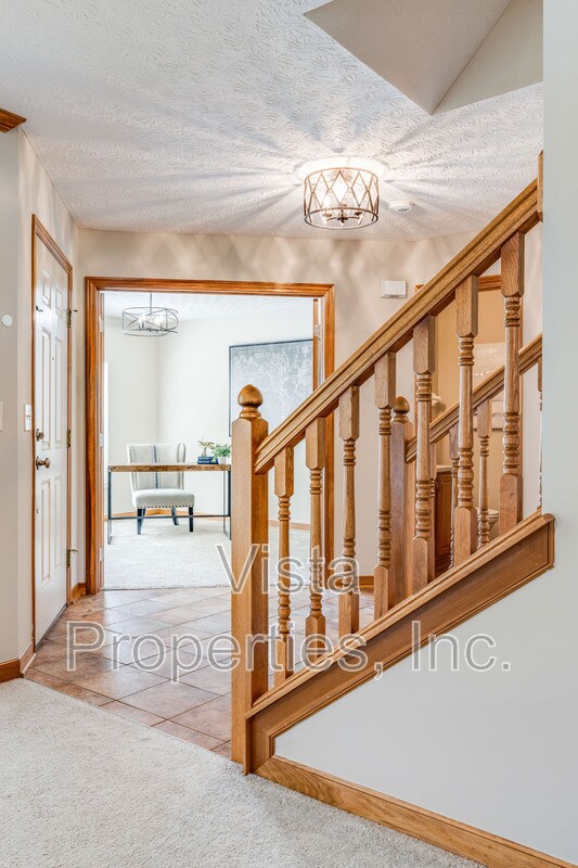 7225 Bromfield Dr in Canal Winchester, OH - Building Photo - Building Photo