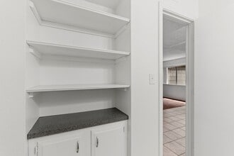 Riverwood in Carlsbad, NM - Foto de edificio - Building Photo