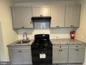 2815 N Ringgold St in Philadelphia, PA - Building Photo - Building Photo