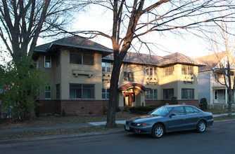 3904 Thomas Ave S in Minneapolis, MN - Building Photo - Building Photo