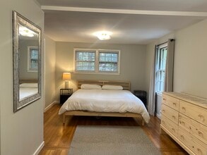 39 Beechmont St in Worcester, MA - Foto de edificio - Building Photo