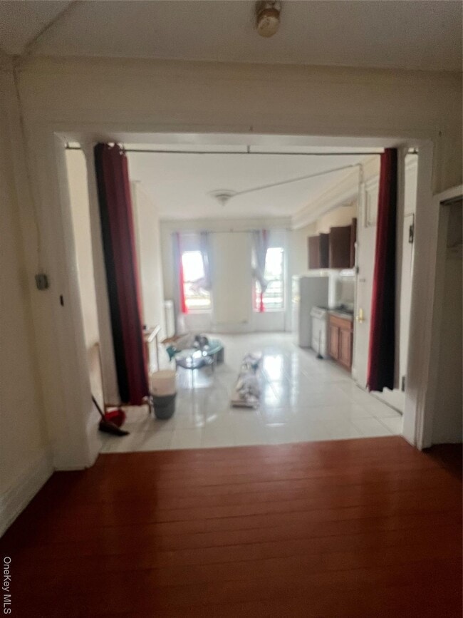 974 Jamaica Ave in New York, NY - Building Photo - Building Photo