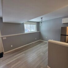 3823 Leeside Ln in Traverse City, MI - Foto de edificio - Building Photo