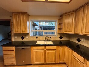 2319 Wyoming Ave in South Lake Tahoe, CA - Building Photo - Building Photo