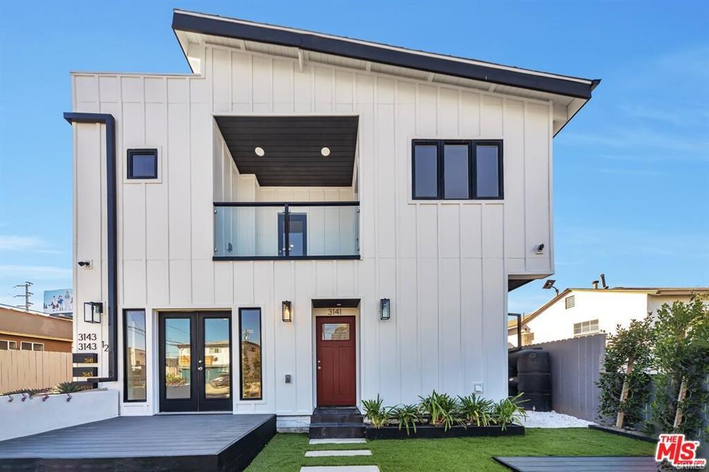 3141 S Halm Ave in Los Angeles, CA - Building Photo