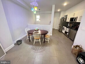 1113 Wallace St in Philadelphia, PA - Building Photo - Building Photo