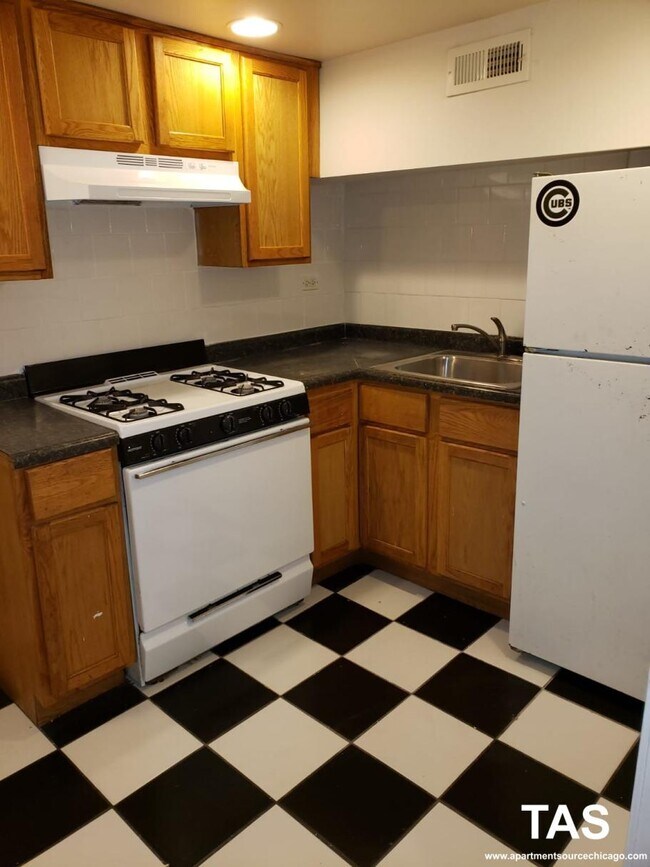 property at 2230 N Lockwood Ave